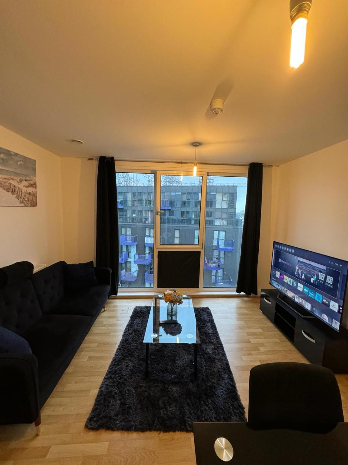 Spacious 2 Bedrooms Apartment In Stratford Londres Extérieur photo